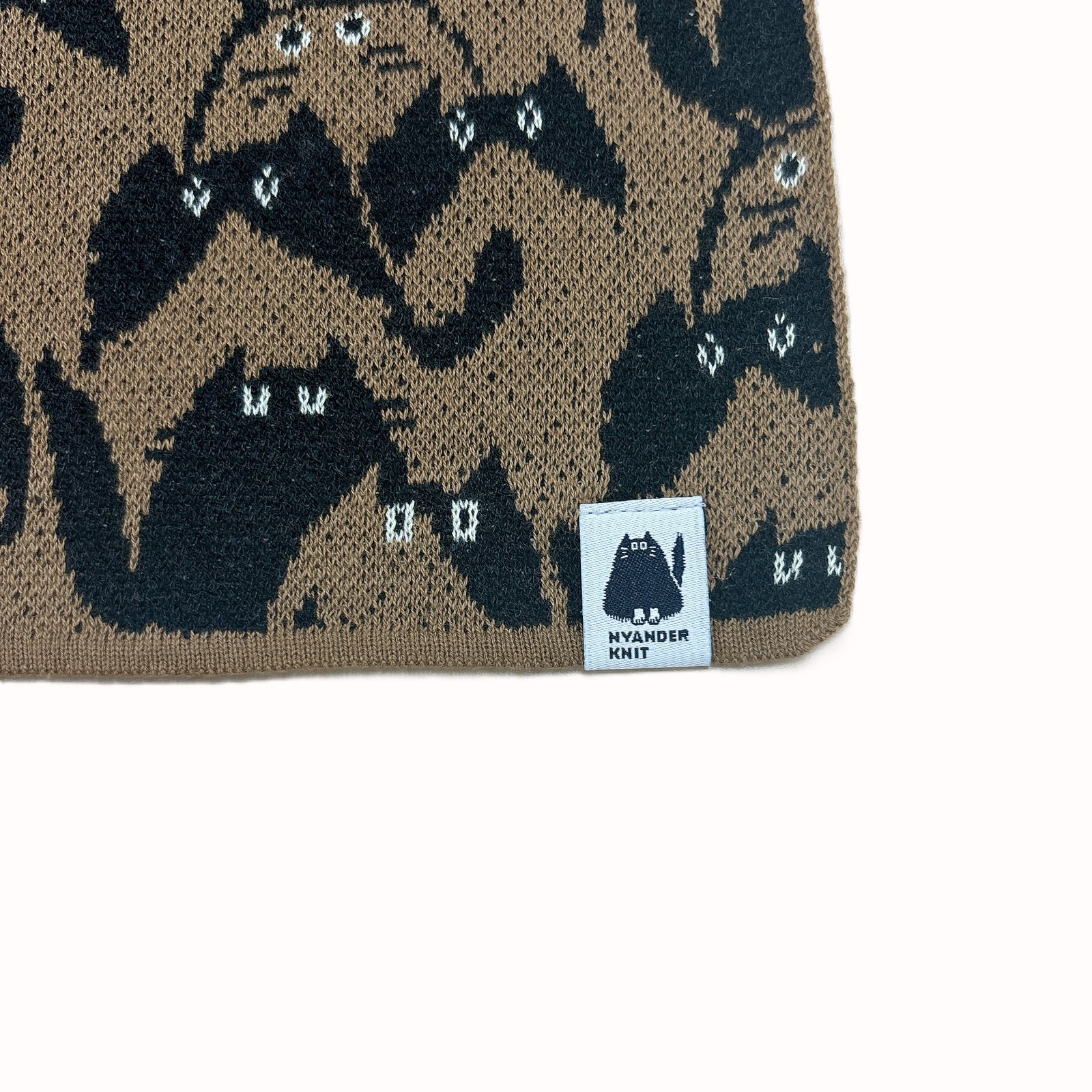 きょん　0421 NYG009【NYANDER KNIT/ニャンダーニット】geometric knit toile